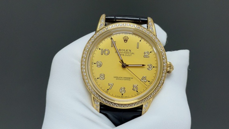 Best Edition with 9015 Automatic Movement Rolex Luxury Series 42mm Gold Watch